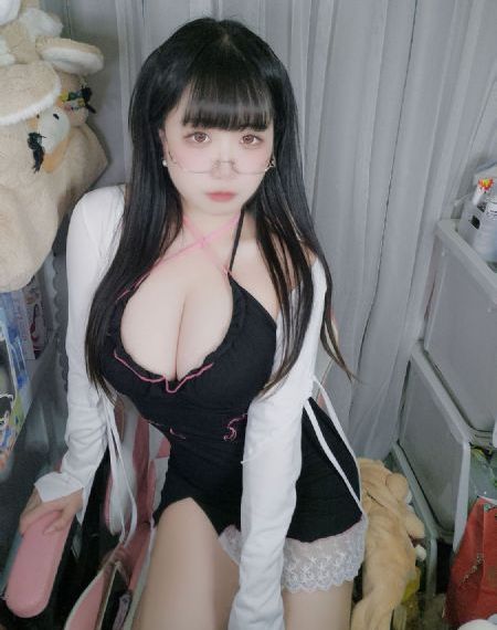亚人和日本人jzz护士高清_超清高清视频观看