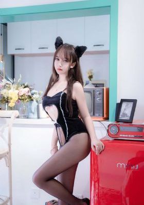 师生乱淫小说_BD英语免费在线观看